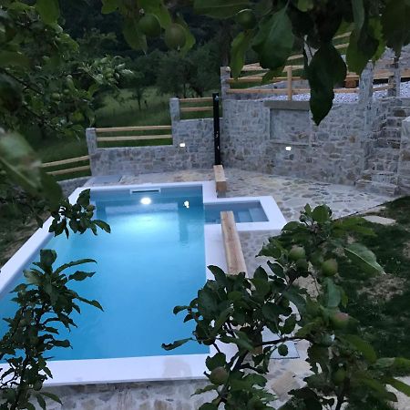 Farmhouse Cvetje โทลมิน ภายนอก รูปภาพ