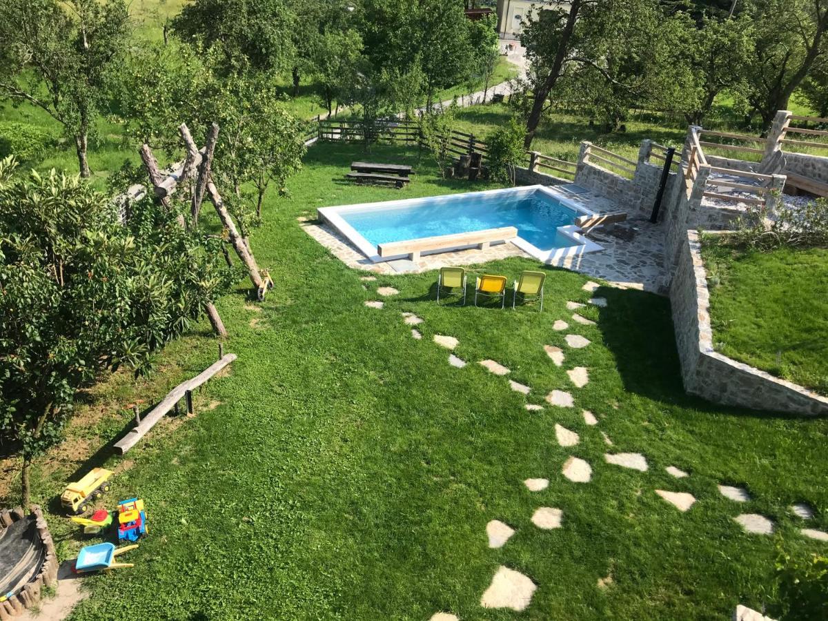 Farmhouse Cvetje โทลมิน ภายนอก รูปภาพ