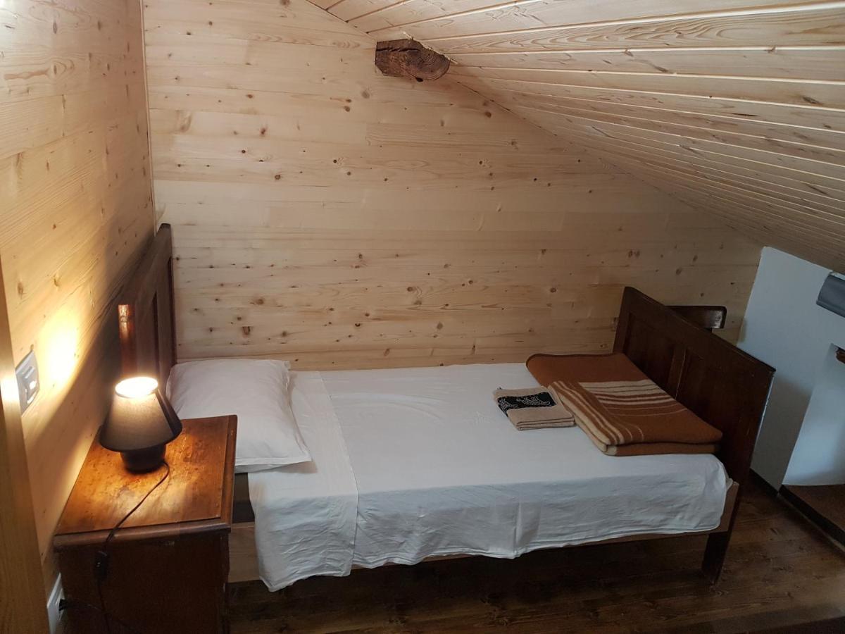 Farmhouse Cvetje โทลมิน ภายนอก รูปภาพ