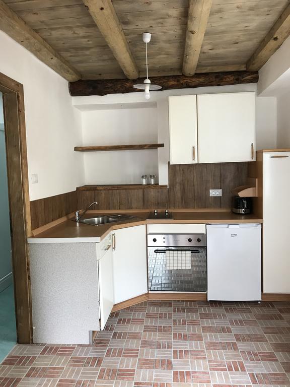 Farmhouse Cvetje โทลมิน ภายนอก รูปภาพ