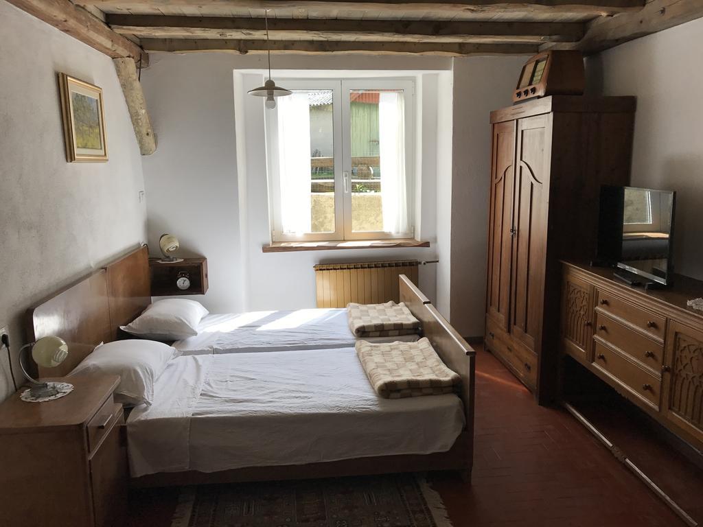Farmhouse Cvetje โทลมิน ภายนอก รูปภาพ