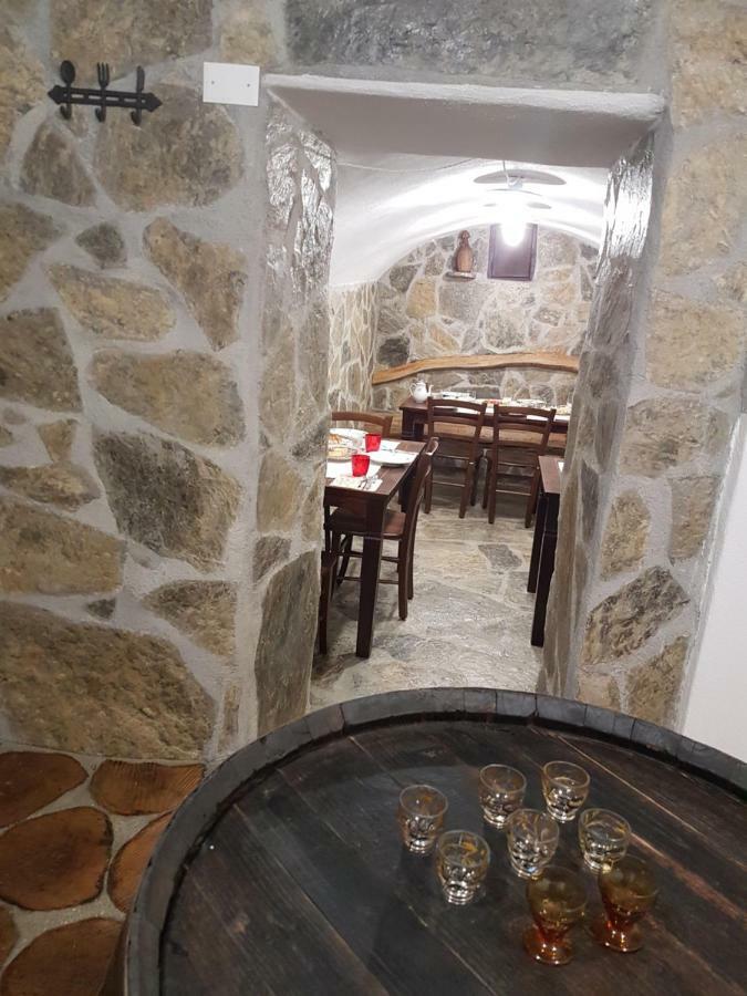 Farmhouse Cvetje โทลมิน ภายนอก รูปภาพ